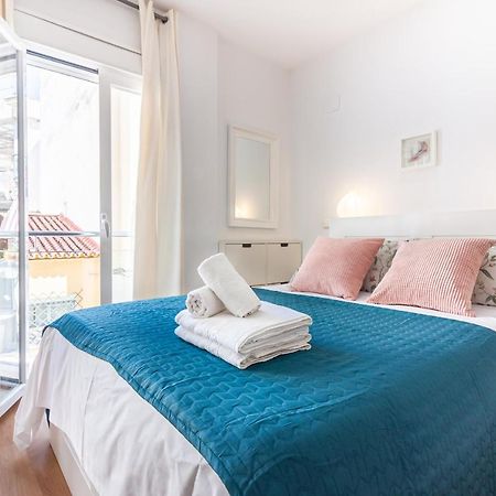 Sea & Wave Adela Boutique Apartment Malaga Exterior photo